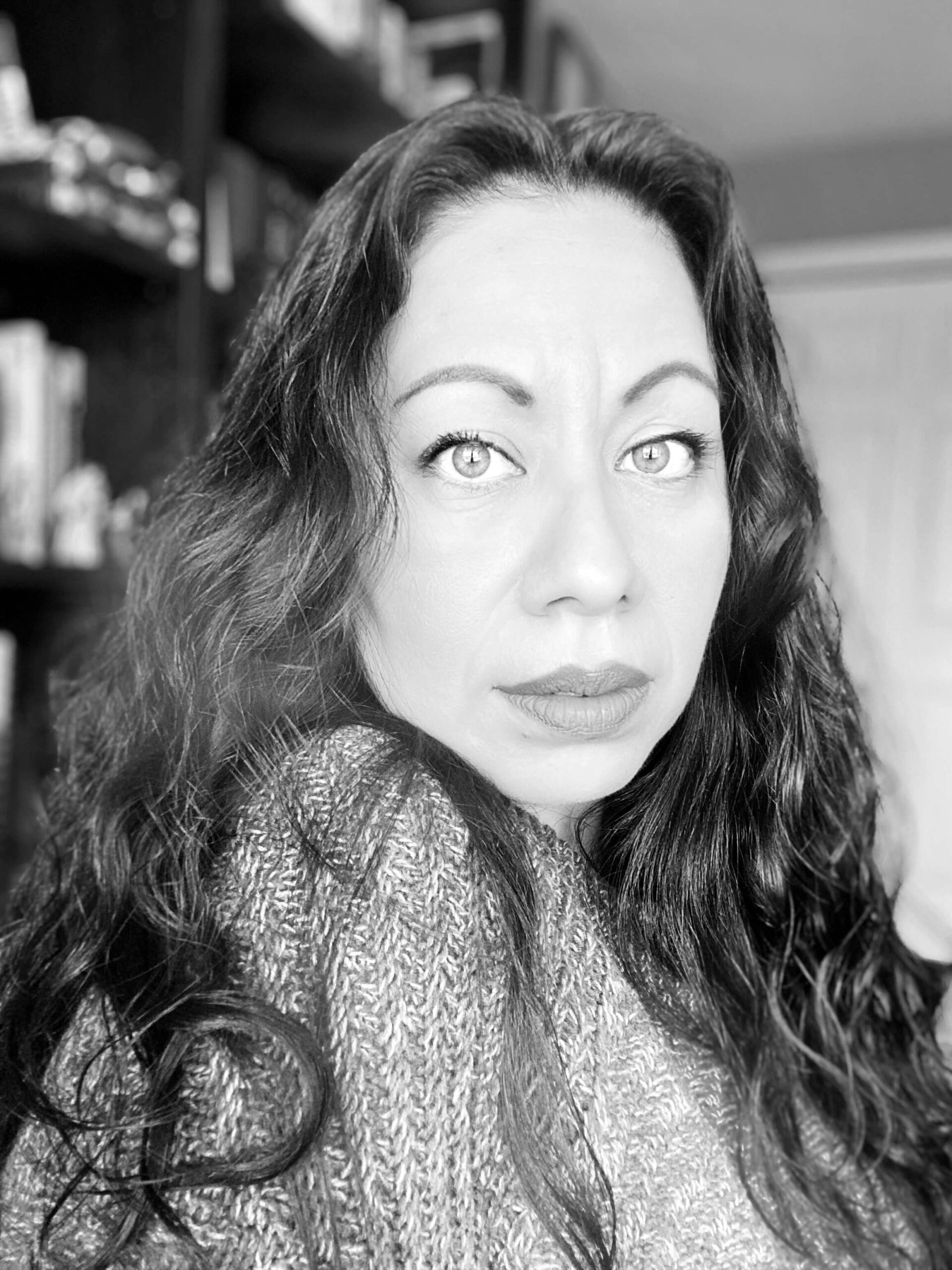 Cyn Vargas Author Headshot